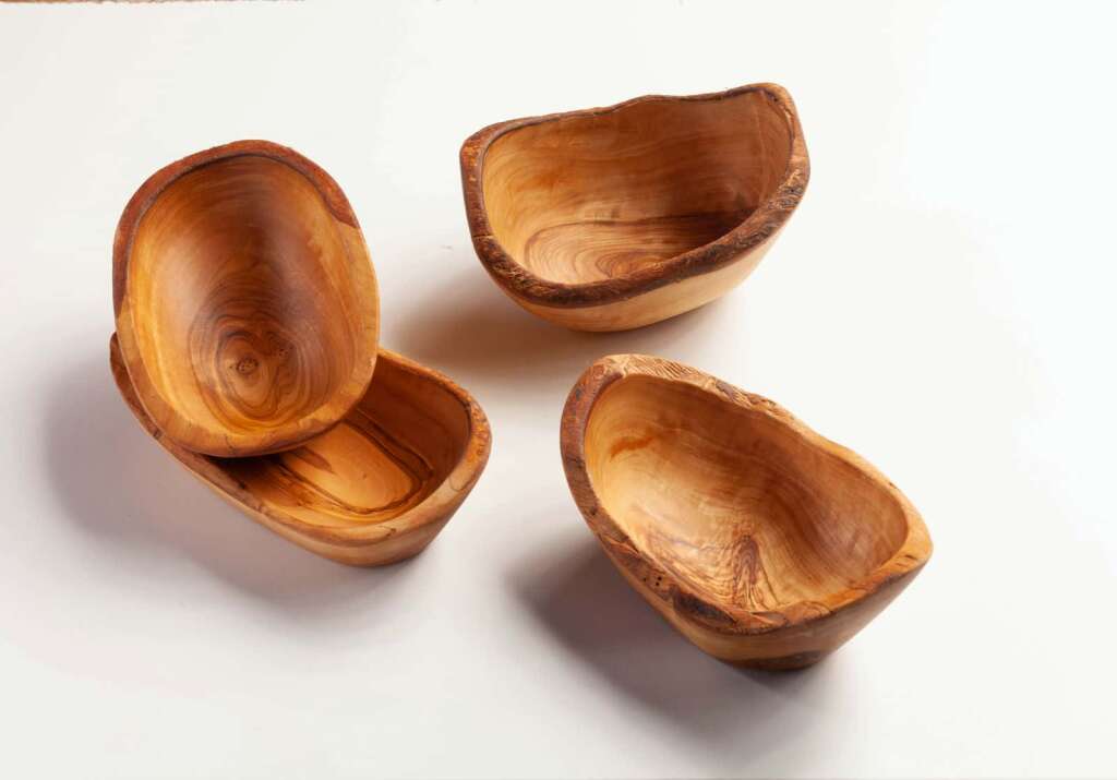 Knabberschale aus Olivenholz T1, geölt, klein, ca. 13 × 9 cm