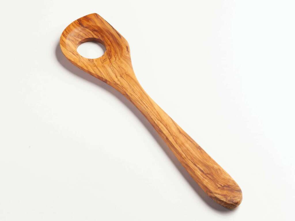 Back-, Teig- und Risottolöffel aus Olivenholz, mit Loch, ca. 30 cm